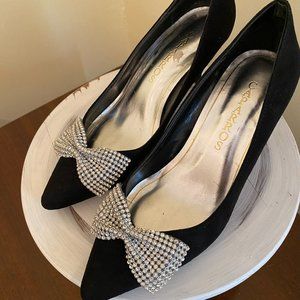 Lovely Caparros black dressy heels